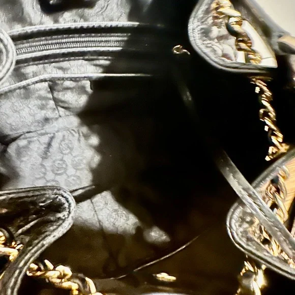 Michael Kors black quilted leather ladies purse - Picture 4 of 6